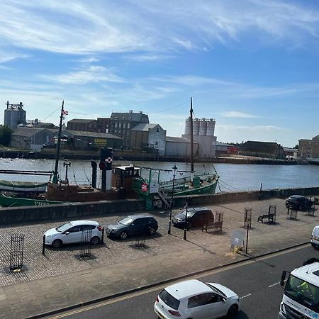 Spacious One Bedroom Flat With River View, 1E Great Yarmouth Eksteriør bilde